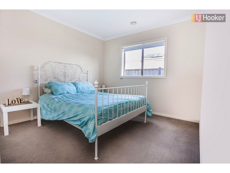 129 Newbury Blvd, Craigieburn VIC 3064