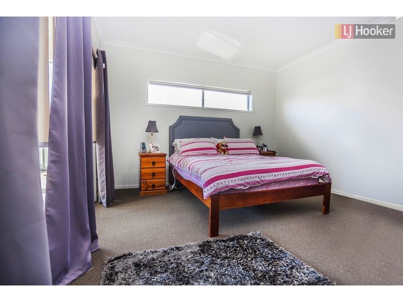 25 Baronial Way, Craigieburn VIC 3064
