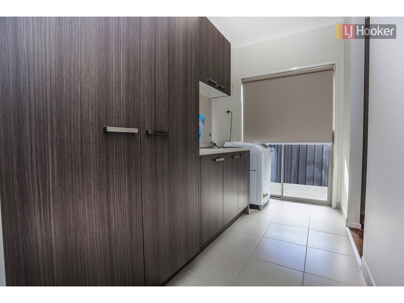 25 Baronial Way, Craigieburn VIC 3064