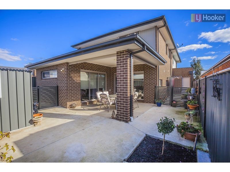25 Baronial Way, Craigieburn VIC 3064