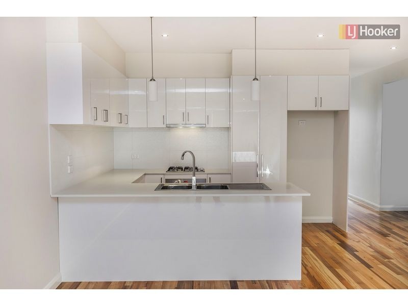 45 Hollington Drive, Mickleham VIC 3064