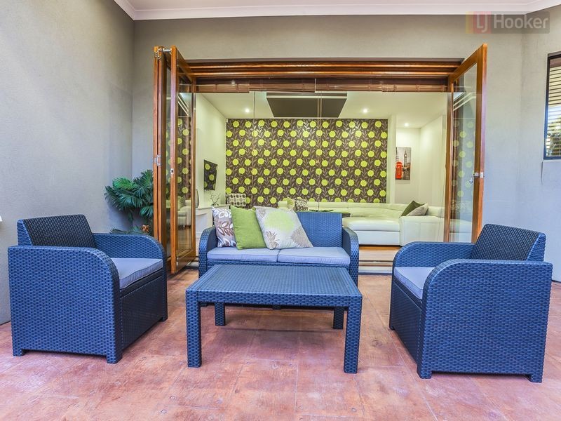 41 Biltmore Crescent, Roxburgh Park VIC 3064