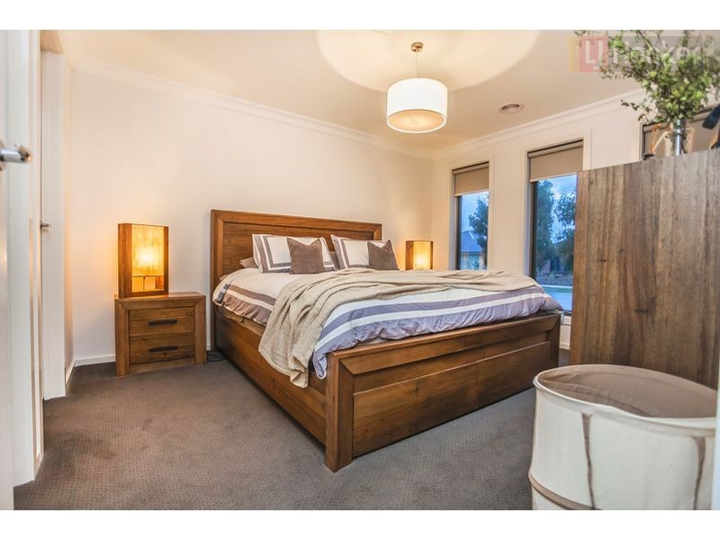 11 Fairhaven Avenue, Beveridge VIC 3753