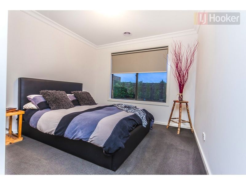 11 Fairhaven Avenue, Beveridge VIC 3753