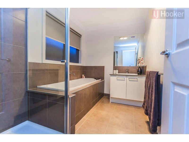11 Fairhaven Avenue, Beveridge VIC 3753