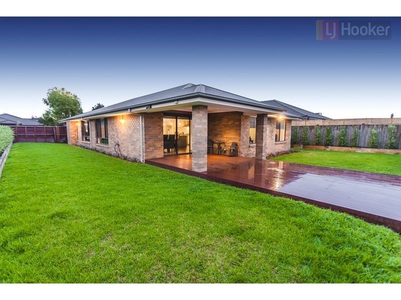11 Fairhaven Avenue, Beveridge VIC 3753