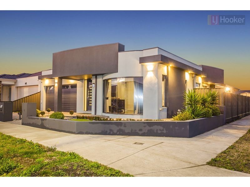 16 Biltmore Crescent, Roxburgh Park VIC 3064