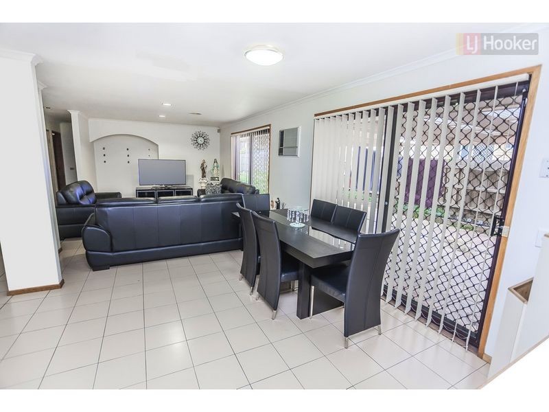 31 Bridgewater Road, Craigieburn VIC 3064