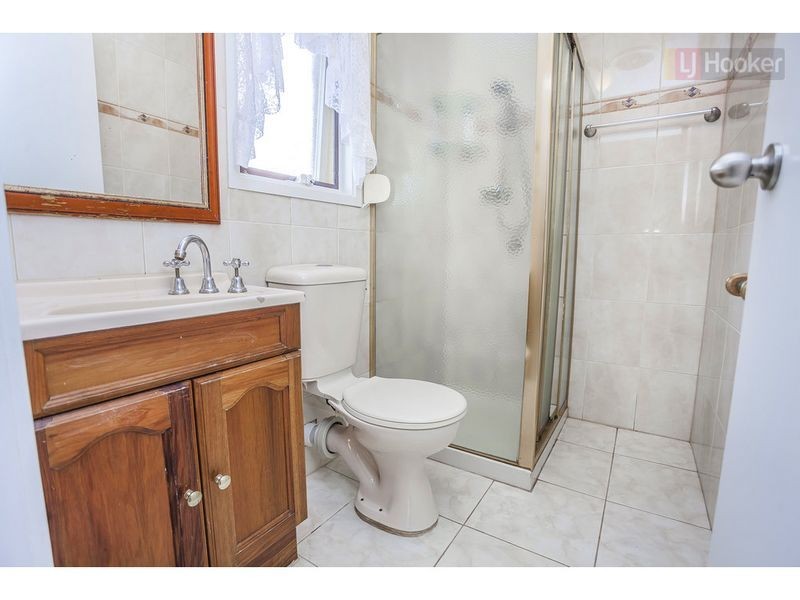 43 Rokeby Crescent, Craigieburn VIC 3064