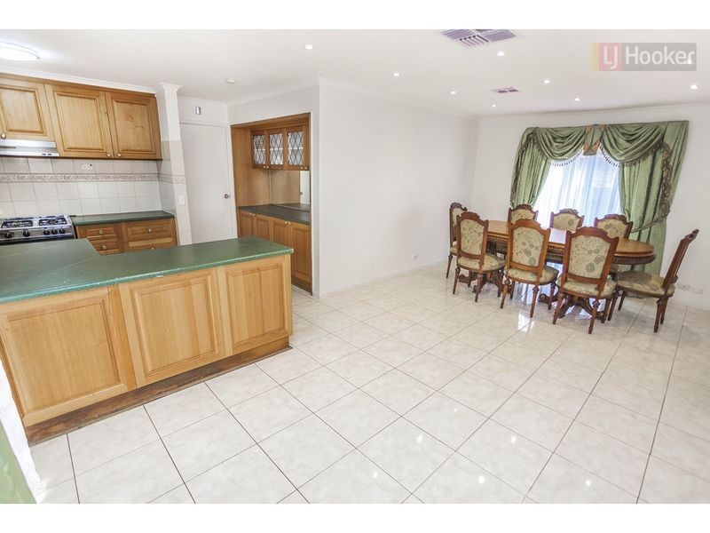 43 Rokeby Crescent, Craigieburn VIC 3064