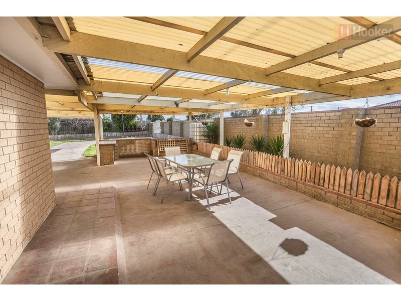 43 Rokeby Crescent, Craigieburn VIC 3064