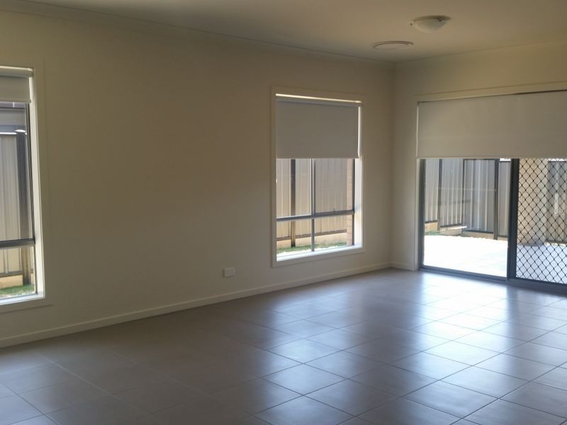 9 Gardner Terrace, Craigieburn VIC 3064