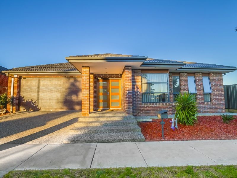 118 Huntington Dr, Craigieburn VIC 3064