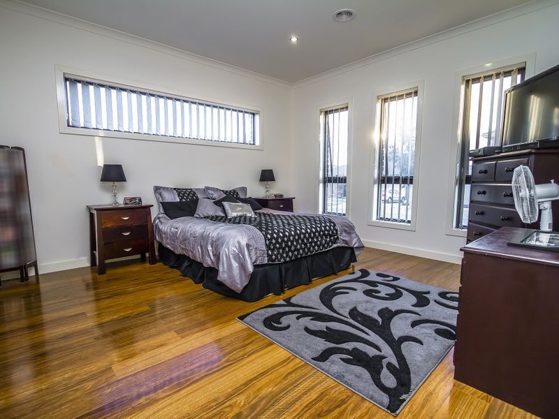 118 Huntington Dr, Craigieburn VIC 3064