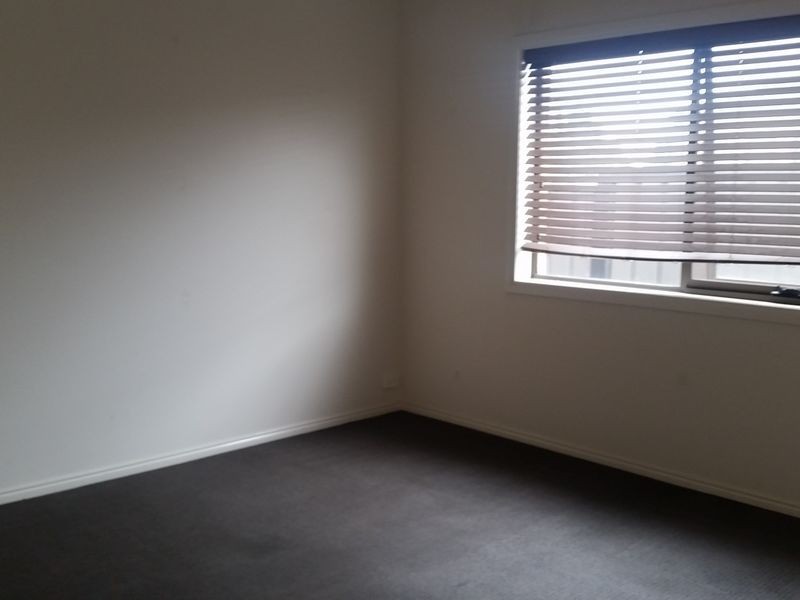 22 Hennessy Way, Craigieburn VIC 3064