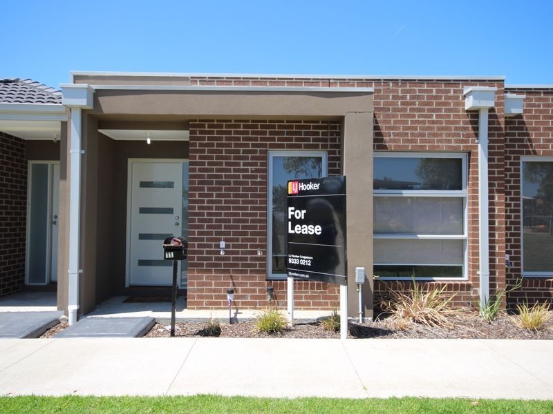 11 Hadley Lane, Craigieburn VIC 3064