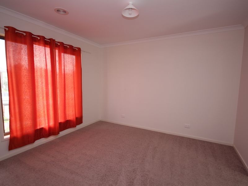 7 Euphoria Drive, Craigieburn VIC 3064