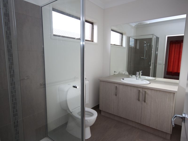 7 Euphoria Drive, Craigieburn VIC 3064