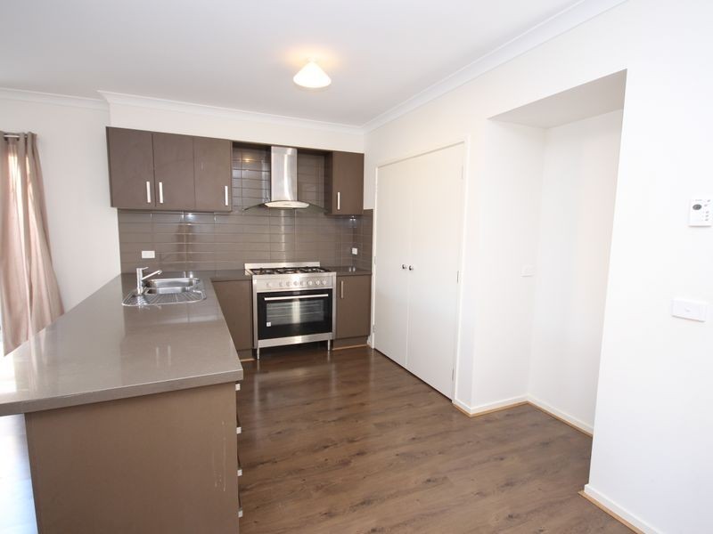 7 Euphoria Drive, Craigieburn VIC 3064