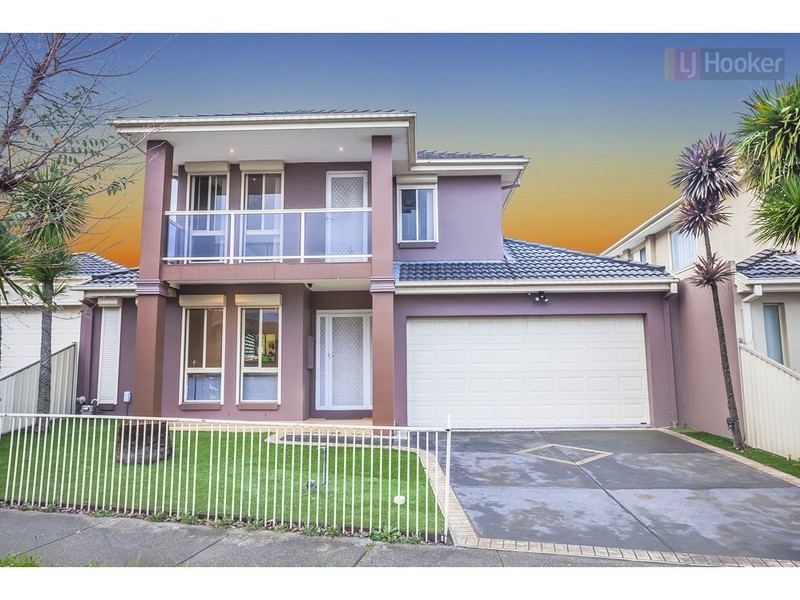 14 Hayfield Road, Roxburgh Park VIC 3064
