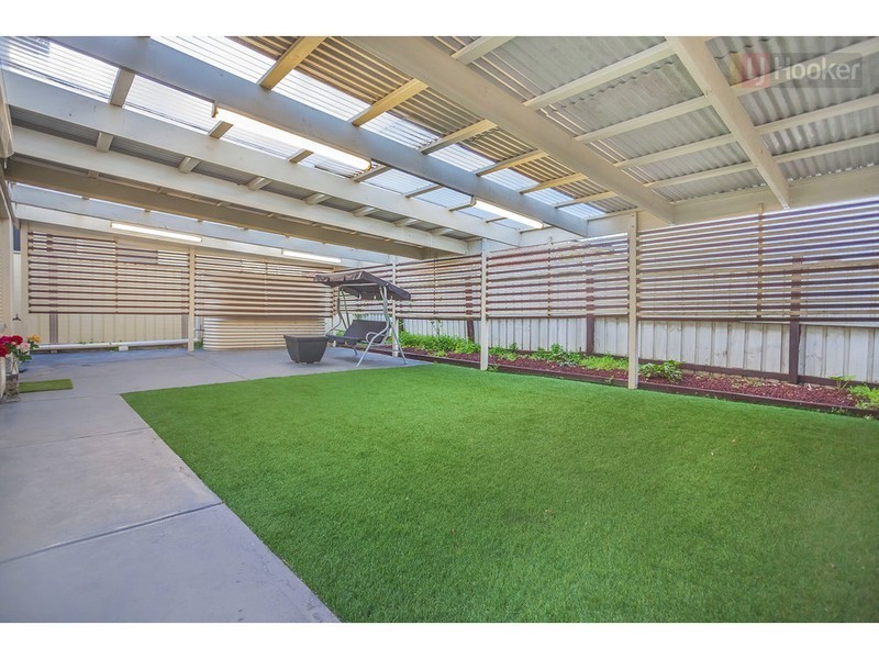 14 Hayfield Road, Roxburgh Park VIC 3064