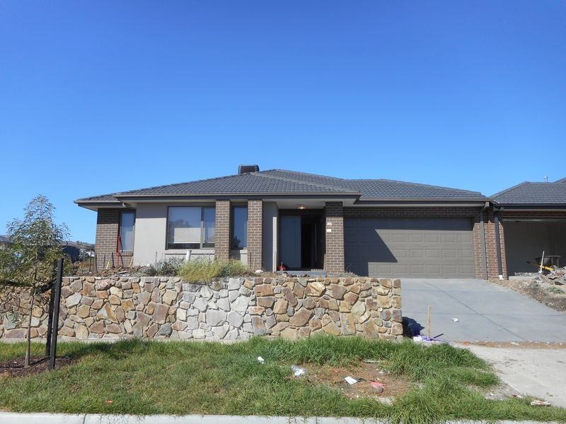 10 Season Way, Craigieburn VIC 3064