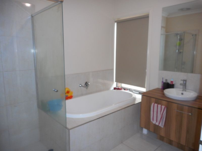 89 Axminster Drive, Craigieburn VIC 3064