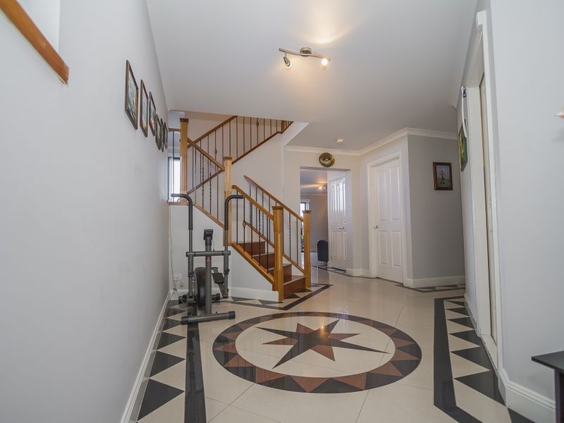 27 Cresmont Terrace, Craigieburn VIC 3064