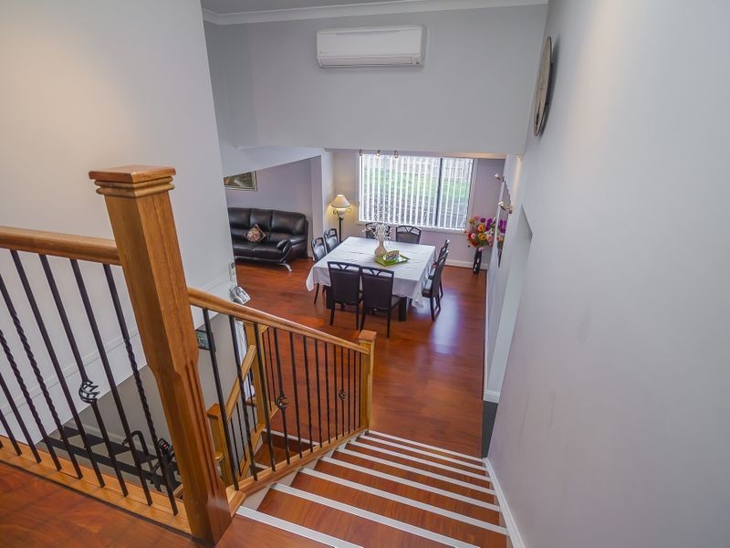 27 Cresmont Terrace, Craigieburn VIC 3064