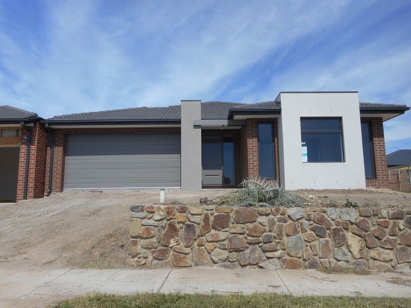 4 Season Way, Craigieburn VIC 3064