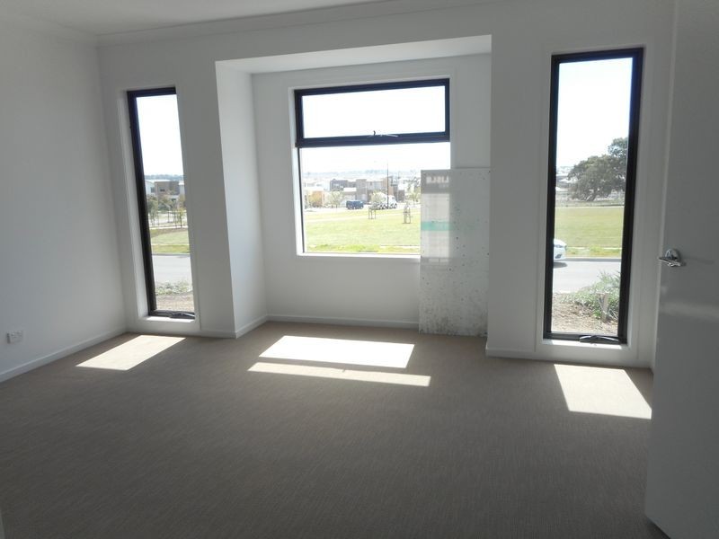 4 Season Way, Craigieburn VIC 3064