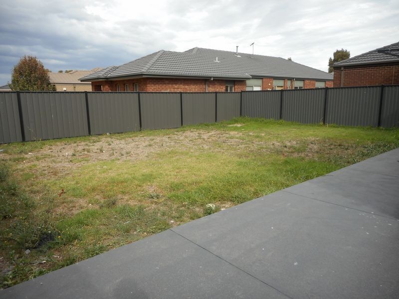24 Paddington Street, Craigieburn VIC 3064