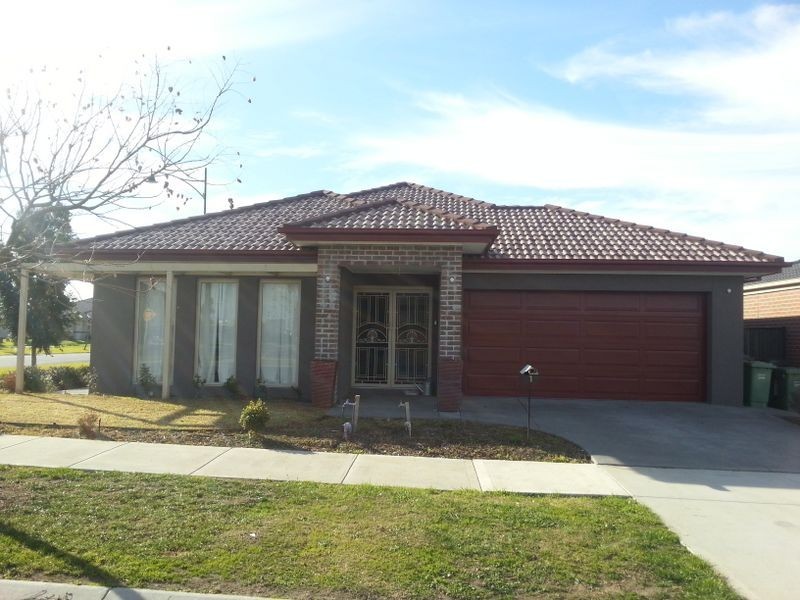 1 Birdswood Cres, Craigieburn VIC 3064