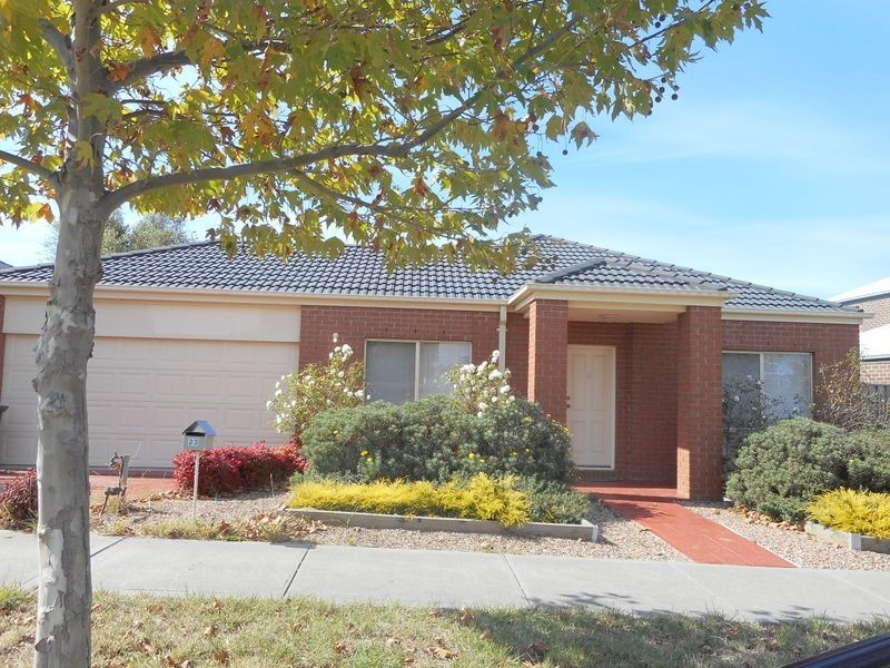 23 Troward Harvey Way, Craigieburn VIC 3064