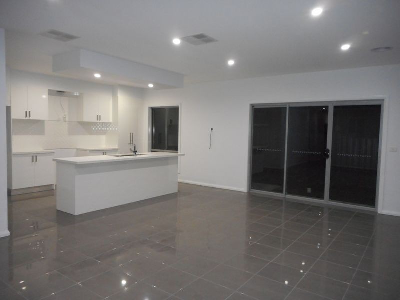 35 Natural Drive, Craigieburn VIC 3064