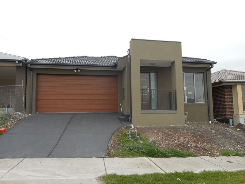 35 Natural Drive, Craigieburn VIC 3064