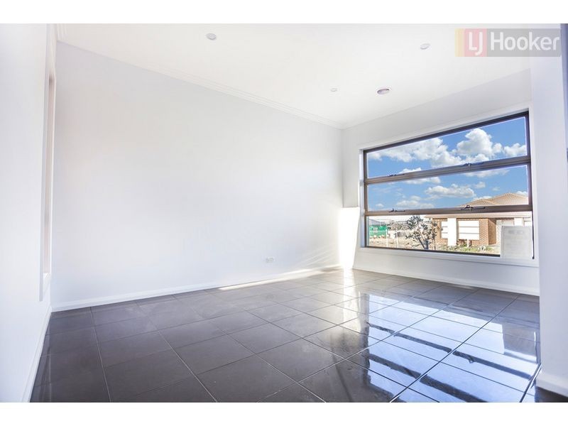 39 Natural Drive, Craigieburn VIC 3064