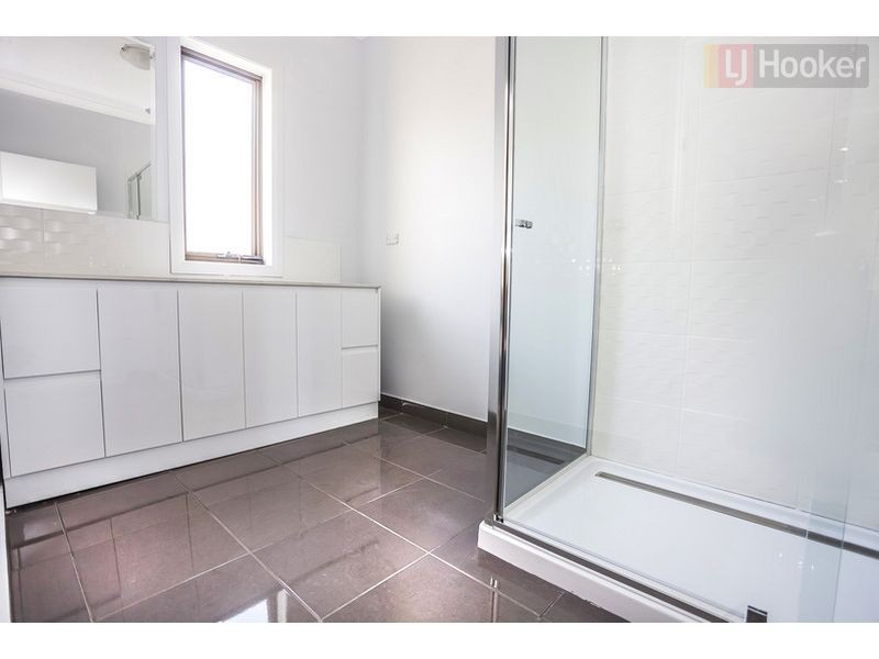 39 Natural Drive, Craigieburn VIC 3064