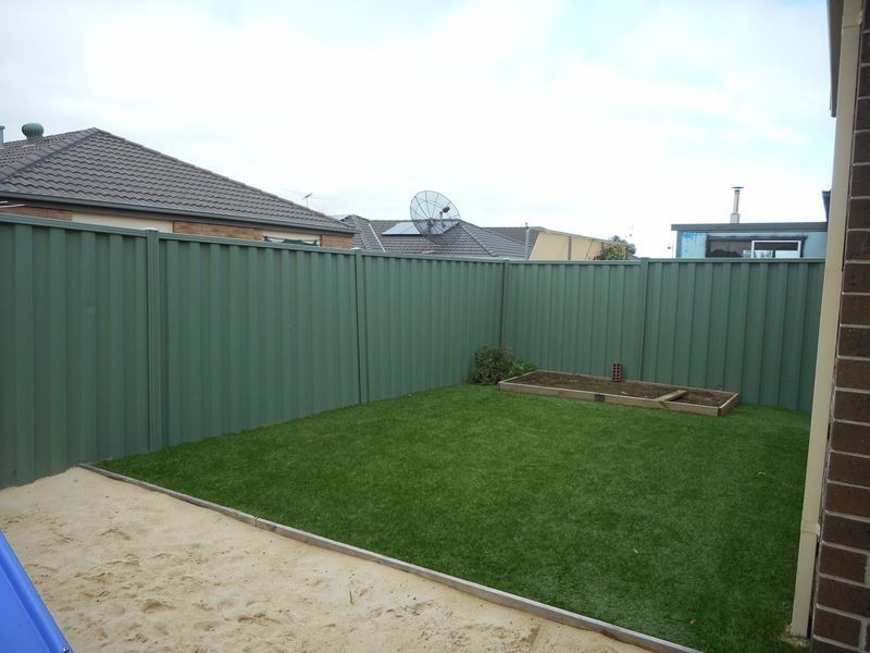 37 Hurlingham Way, Craigieburn VIC 3064