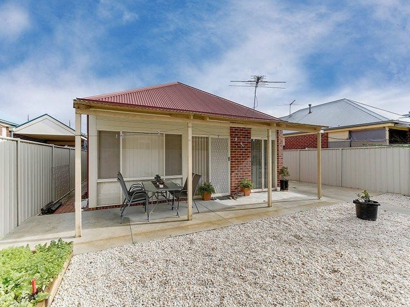 22 Bradworth Street, Craigieburn VIC 3064