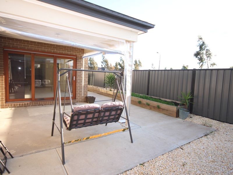 19 Serenity Way, Craigieburn VIC 3064