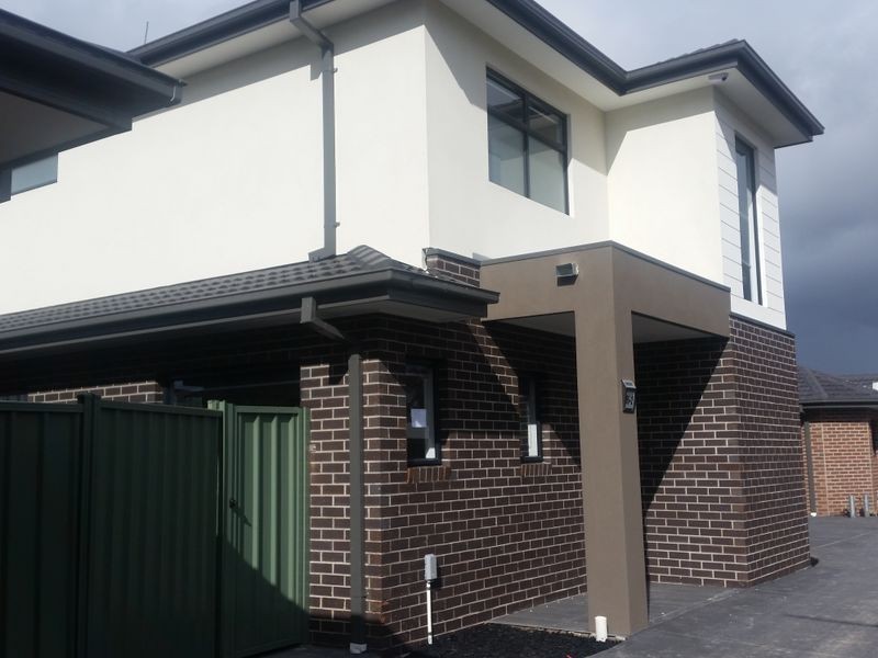 2/95 Power St, St Albans VIC 3021
