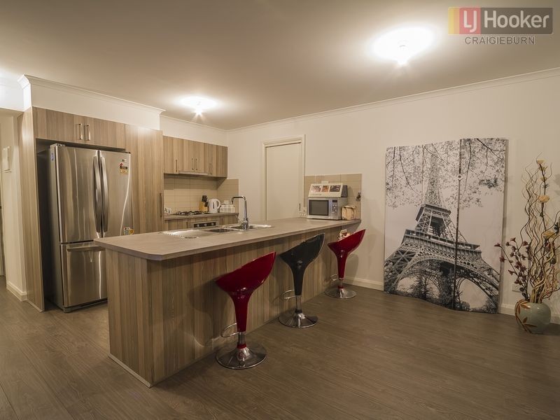 34 Windrock Avenue, Craigieburn VIC 3064