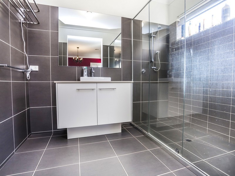3 Allerton Way, Roxburgh Park VIC 3064