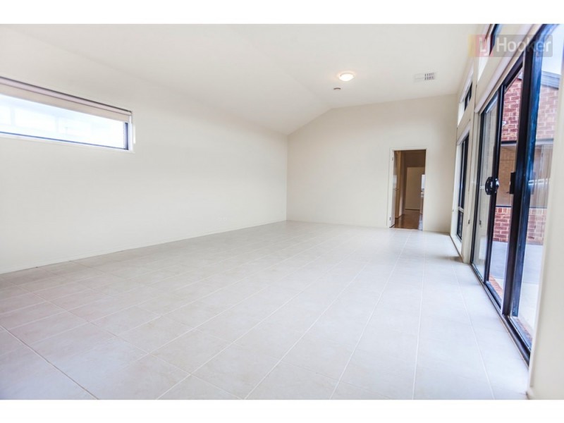 23 Perisher Drive, Craigieburn VIC 3064