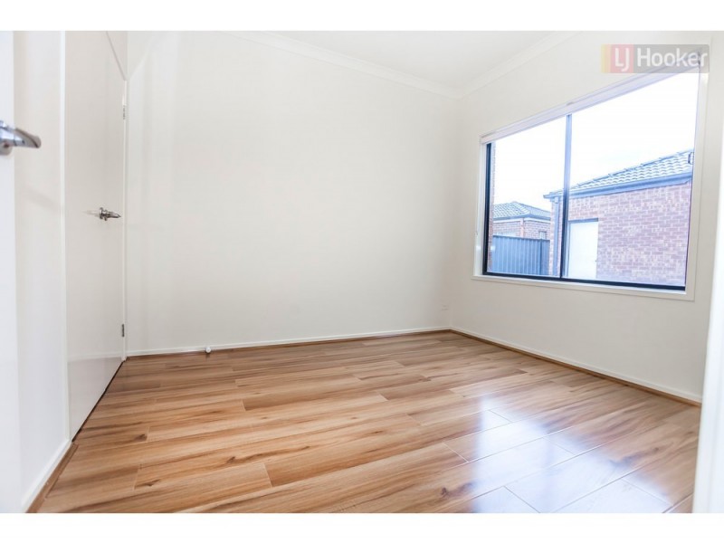 23 Perisher Drive, Craigieburn VIC 3064