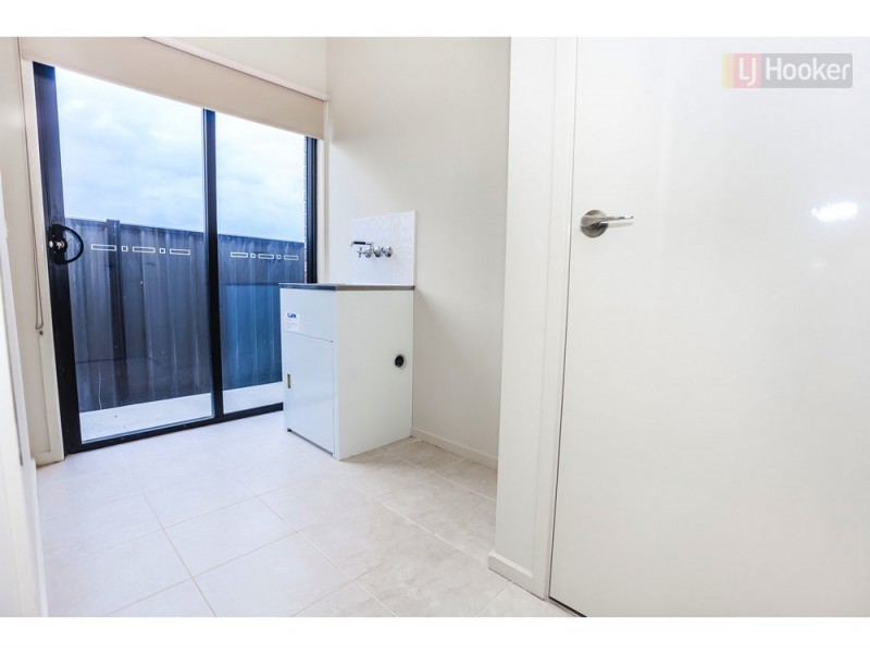 23 Perisher Drive, Craigieburn VIC 3064