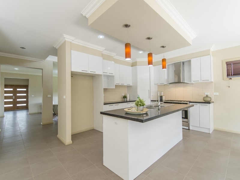 34 Wyperfeld Avenue, Craigieburn VIC 3064