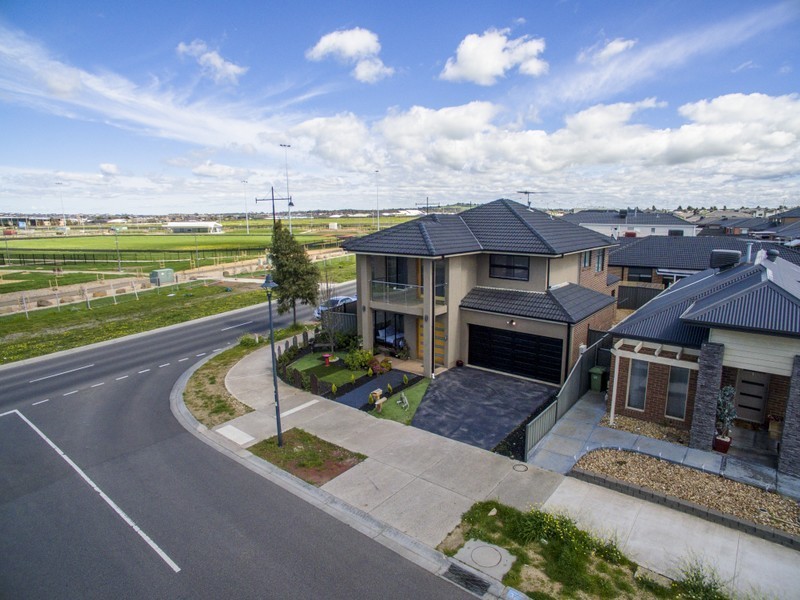 34 Wyperfeld Avenue, Craigieburn VIC 3064