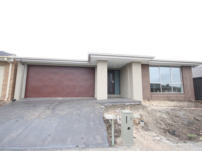 30 Baronial Way, Craigieburn VIC 3064